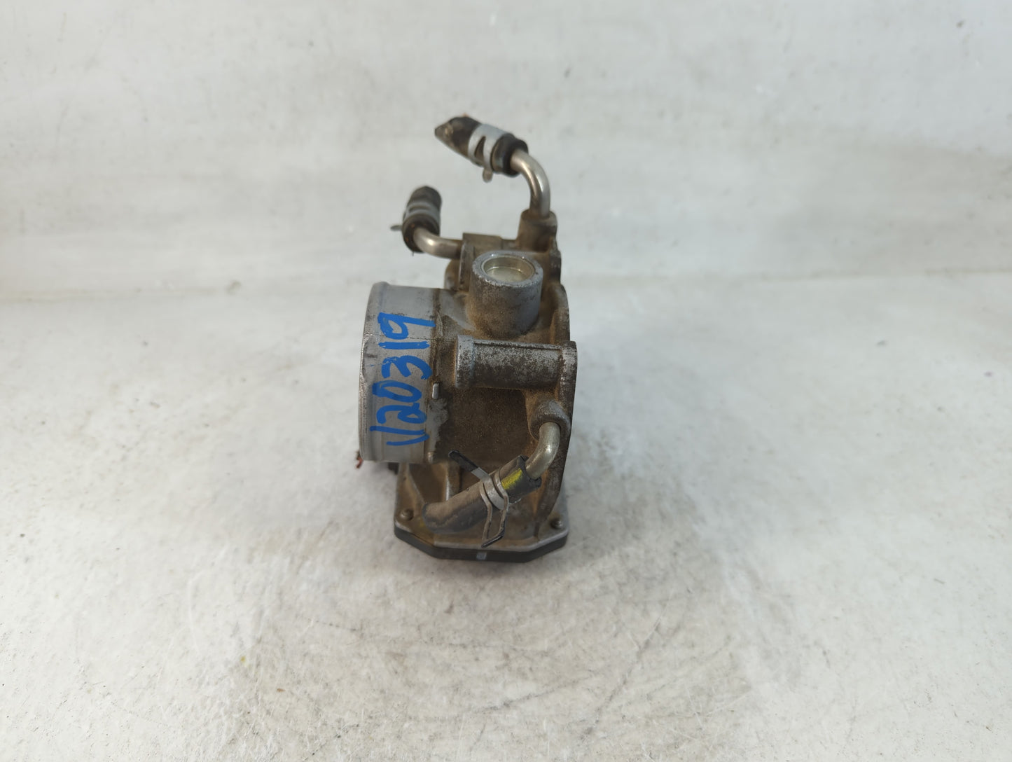 2006-2010 Scion Tc Throttle Body P/N:22030-28070 Fits Fits 2006 2007 2008 2009 2010 2011 2012 2013 2014 2015 OEM Used Auto P