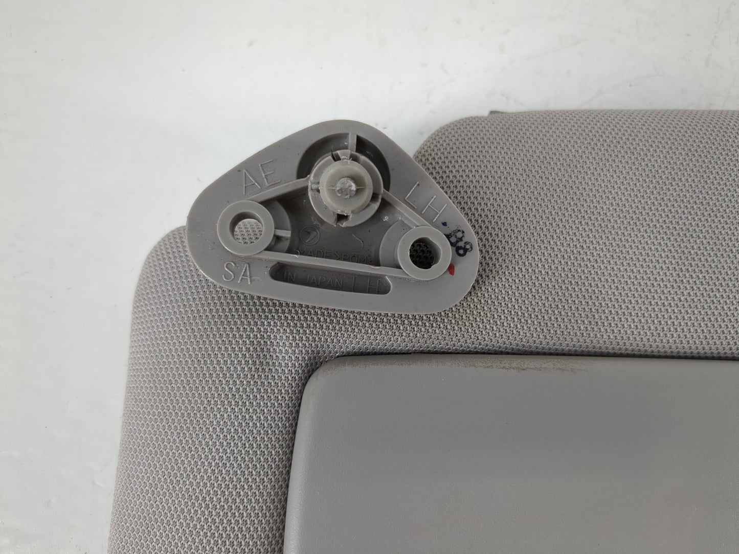 2006-2008 Subaru Forester Sun Visor Shade Replacement Driver Left Mirror Fits Fits 2006 2007 2008 OEM Used Auto Parts - Oemu