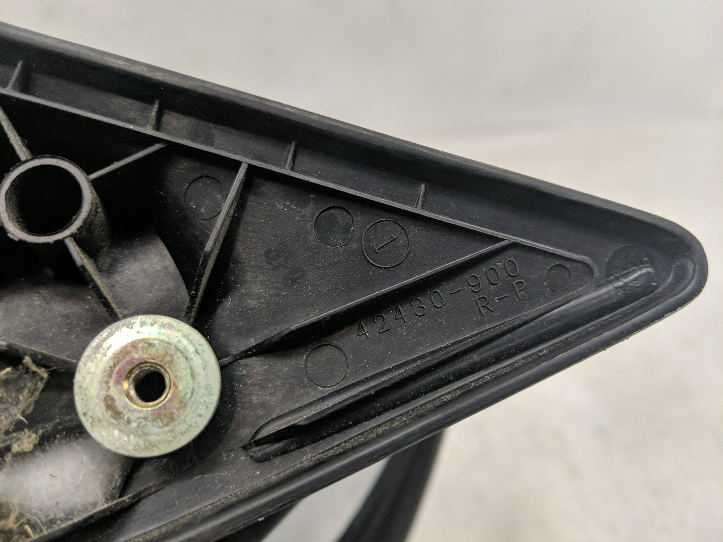 2004-2008 Subaru Forester Side Mirror Replacement Passenger Right View Door Mirror P/N:42430-900 Fits OEM Used Auto Parts - 