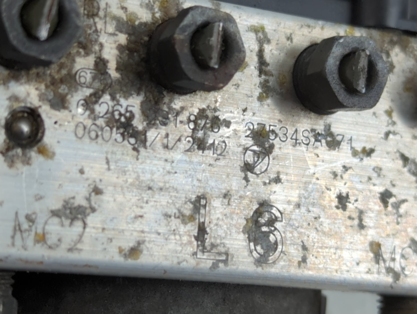 2007 Subaru Forester ABS Pump Control Module Replacement P/N:0 265 281 876 Fits OEM Used Auto Parts - Oemusedautoparts1.com