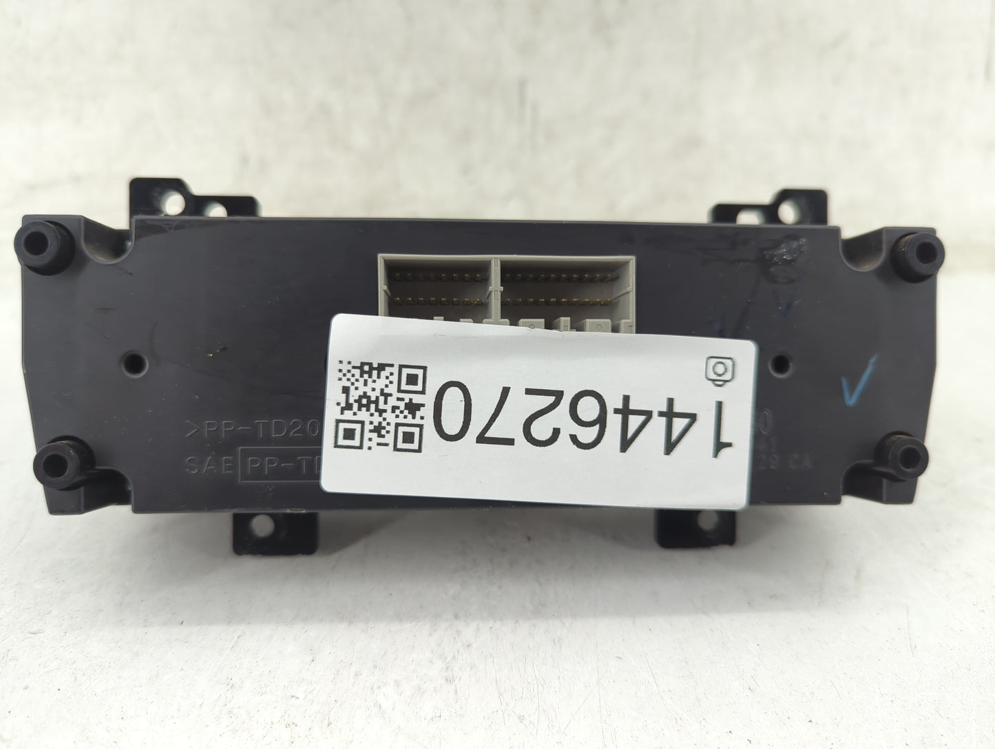2007 Subaru Forester Climate Control Module Temperature AC/Heater Replacement Fits OEM Used Auto Parts - Oemusedautoparts1.c
