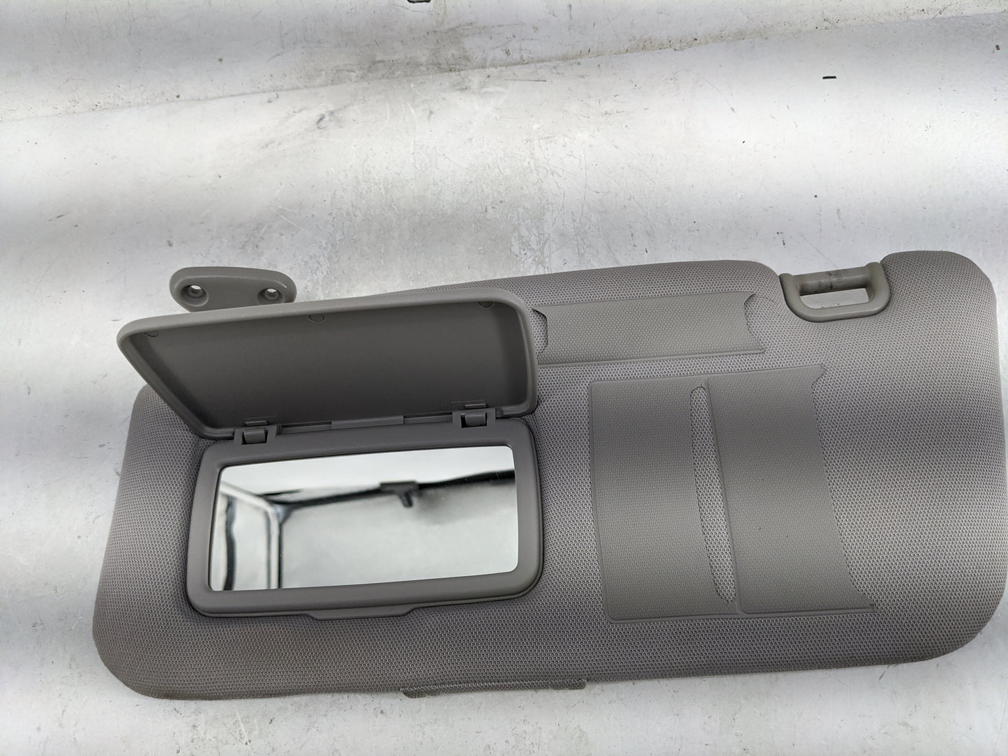 2006-2008 Subaru Forester Sun Visor Shade Replacement Driver Left Mirror Fits Fits 2006 2007 2008 OEM Used Auto Parts - Oemu