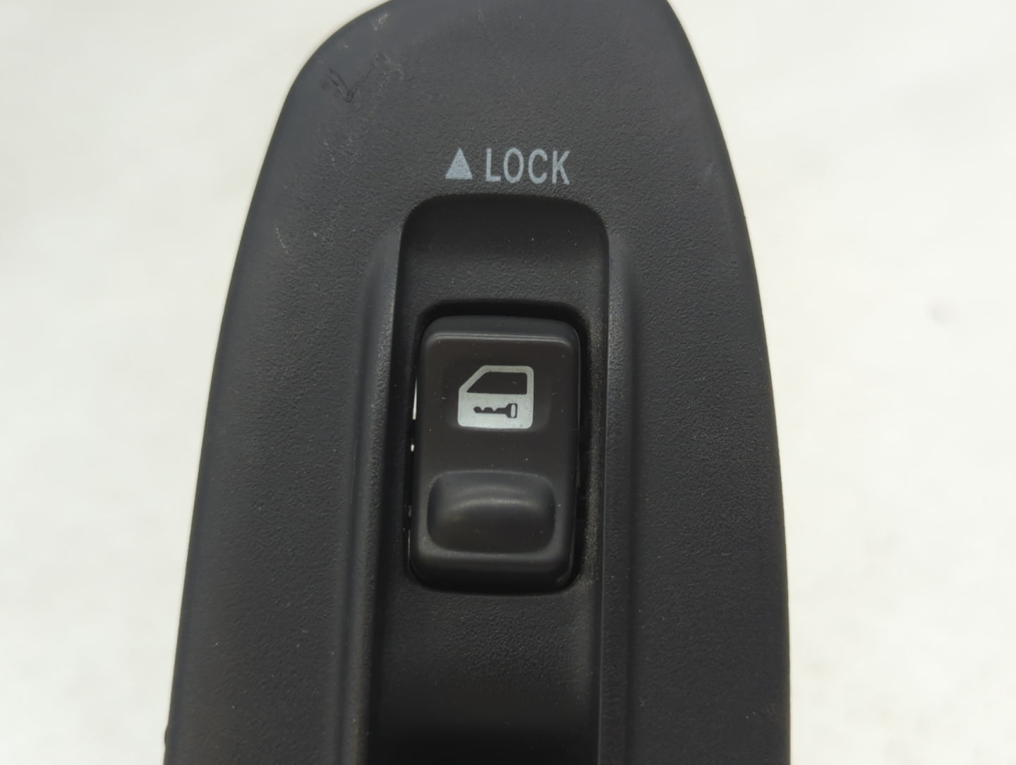 2007 Subaru Forester Passenger Right Power Window Switch S-270|m-230 - Oemusedautoparts1.com