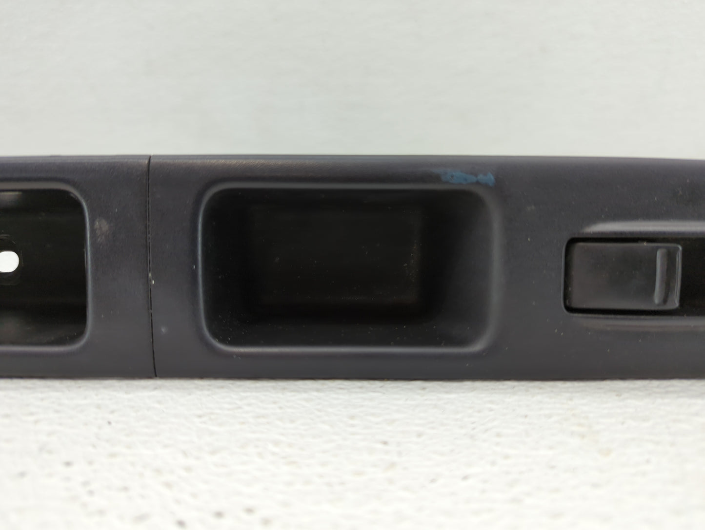 2007 Subaru Forester Passenger Right Power Window Switch - Oemusedautoparts1.com