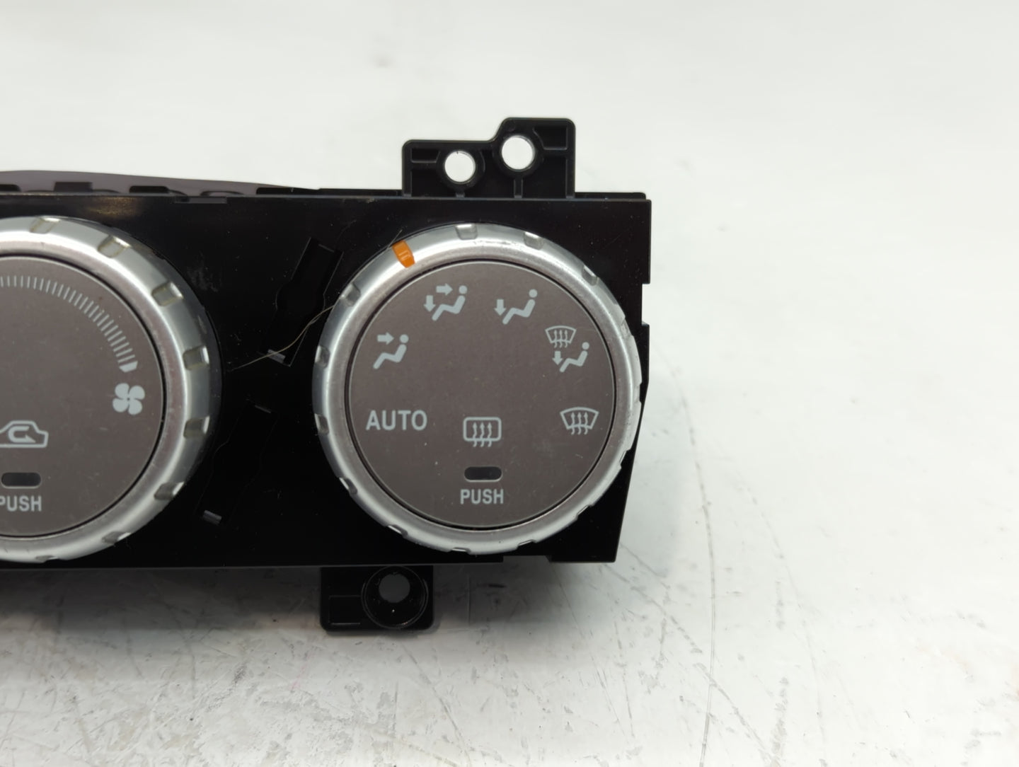 2007 Subaru Forester Climate Control Module Temperature AC/Heater Replacement P/N:503722-4941 72311SA130 Fits OEM Used Auto 