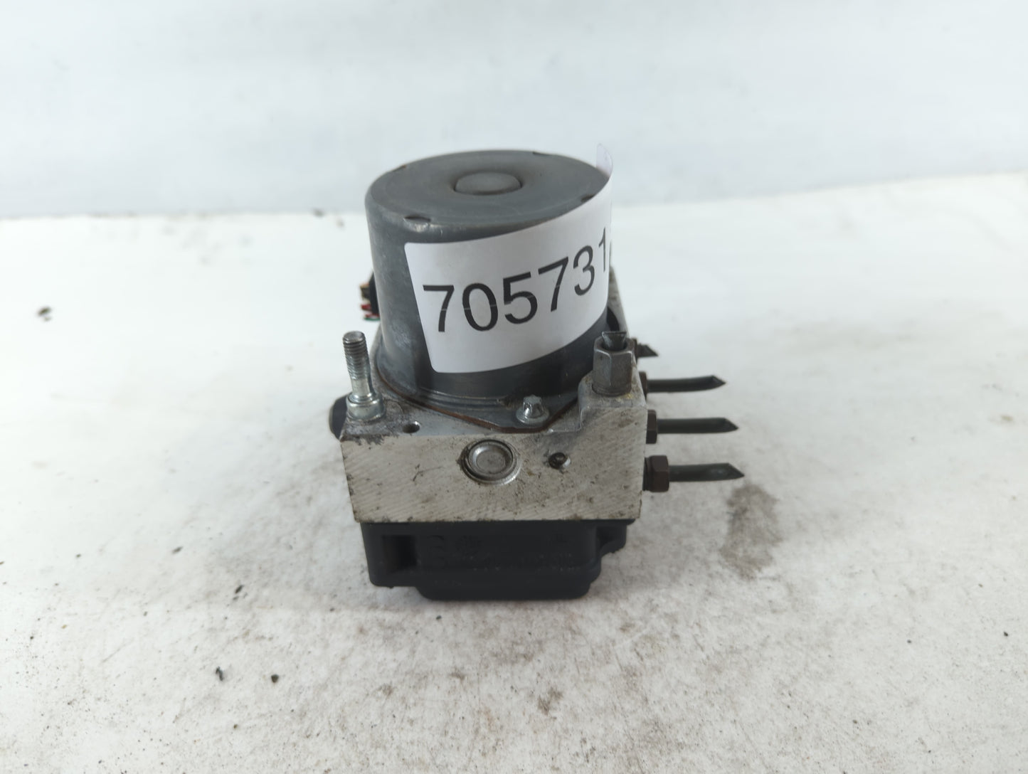 2007 Subaru Forester ABS Pump Control Module Replacement P/N:27534S Fits OEM Used Auto Parts - Oemusedautoparts1.com