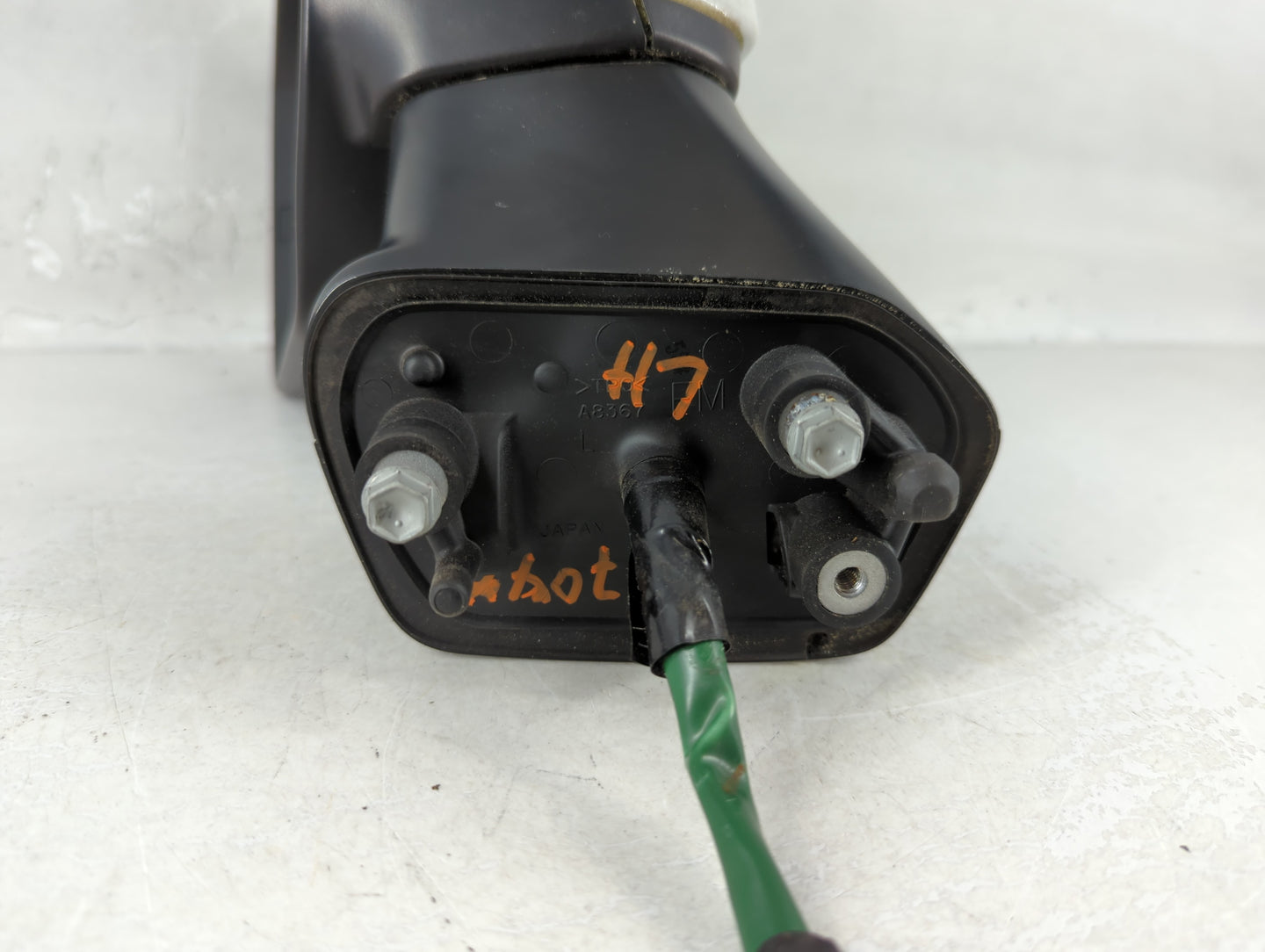 2007 Subaru Forester Driver Side View Mirror - Left Door Mirror OEM Used - Oemusedautoparts1.com