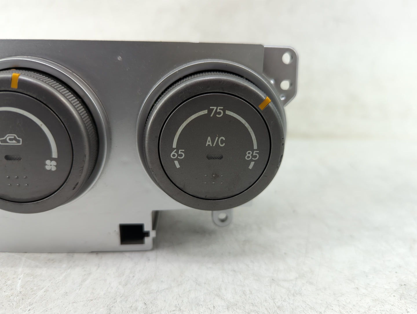 2005-2007 Subaru Impreza Climate Control Module Temperature AC/Heater Replacement P/N:72311FE090 A0200068A03001 Fits OEM Use