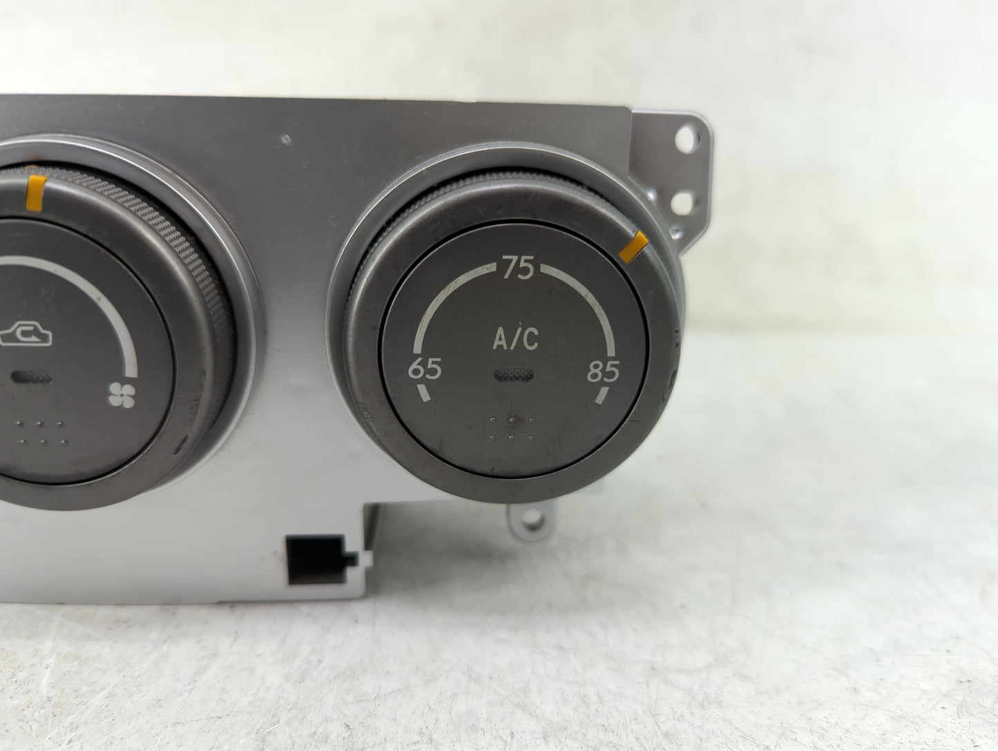2005-2007 Subaru Impreza Climate Control Module Temperature AC/Heater Replacement P/N:72311FE090 A0200068A03001 Fits OEM Use