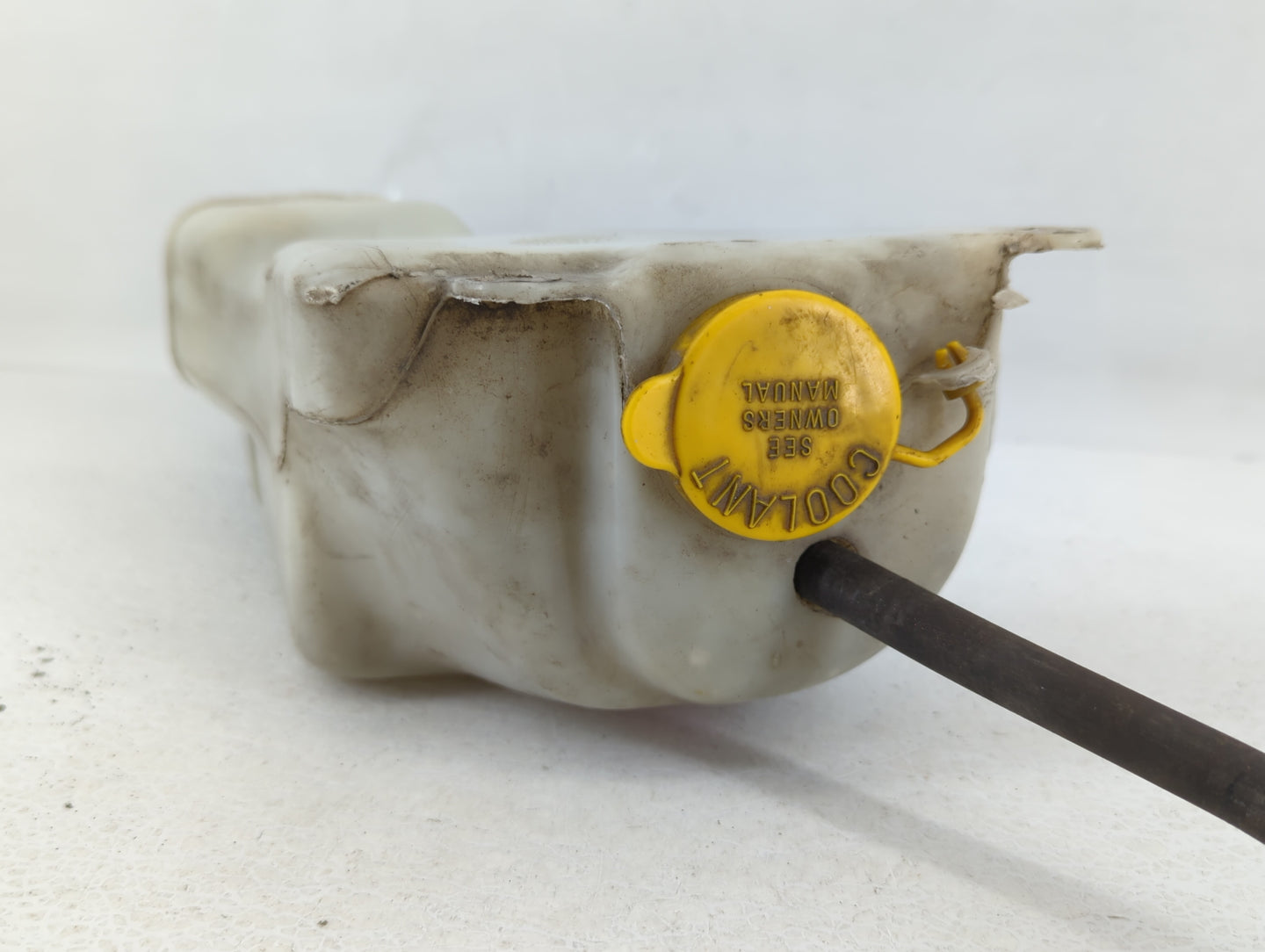 2003-2007 Subaru Impreza Radiator Coolant Overflow Expansion Tank Bottle - Oemusedautoparts1.com