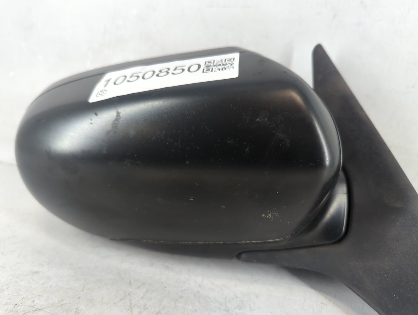 2005-2009 Subaru Legacy Passenger Side View Mirror - Right Door Mirror OEM Used - Oemusedautoparts1.com