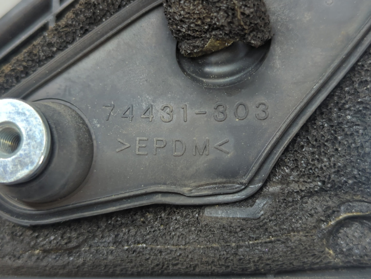 2005-2009 Subaru Legacy Passenger Side View Mirror - Right Door Mirror OEM Used - Oemusedautoparts1.com