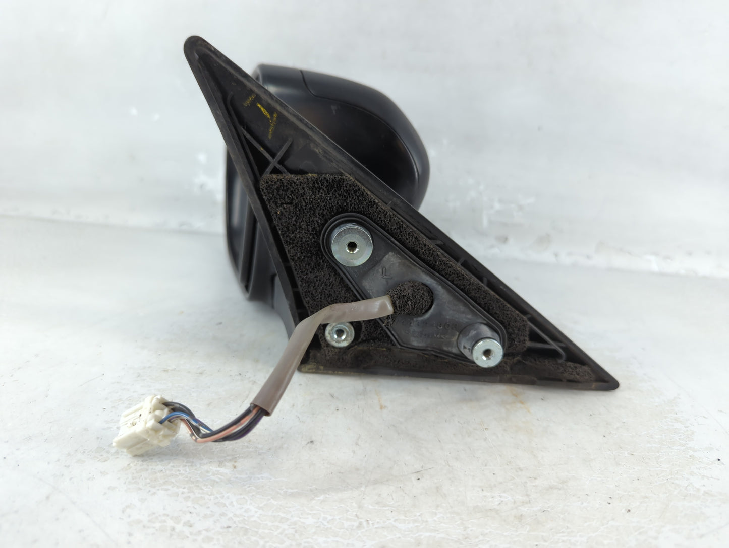 2005-2009 Subaru Legacy Driver Side View Mirror - Left Door Mirror OEM Used - Oemusedautoparts1.com