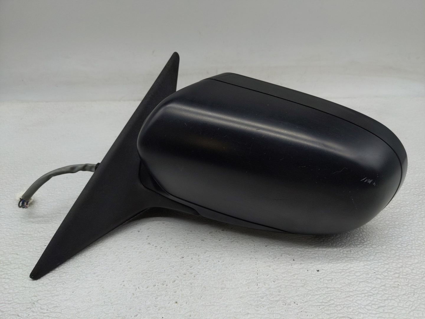 2005-2009 Subaru Legacy Driver Side View Mirror - Left Door Mirror OEM Used - Oemusedautoparts1.com
