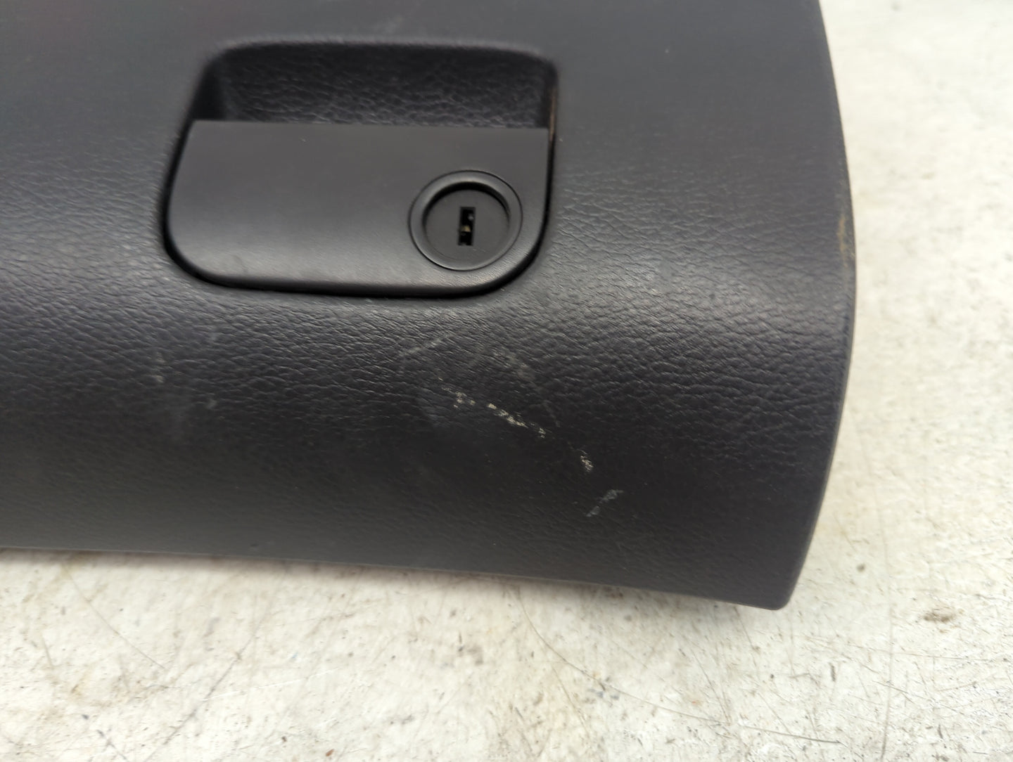 2007 Subaru Legacy Passenger Glove Box Door Storage Compartment 1482645 - Oemusedautoparts1.com