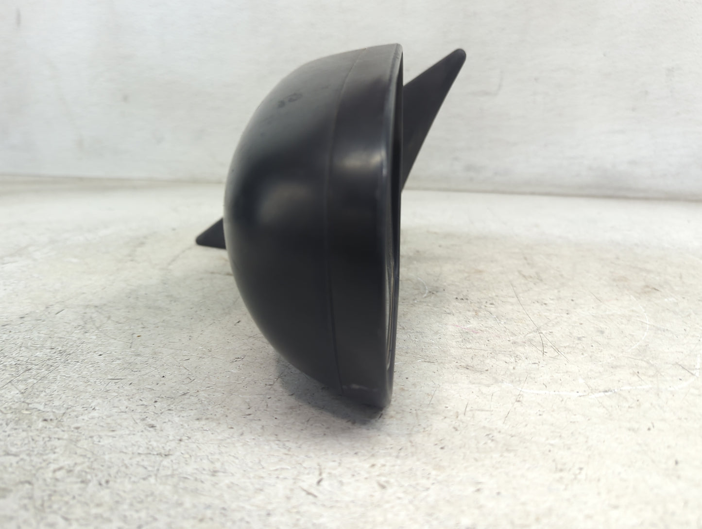 2005-2009 Subaru Legacy Driver Side View Mirror - Left Door Mirror OEM Used - Oemusedautoparts1.com