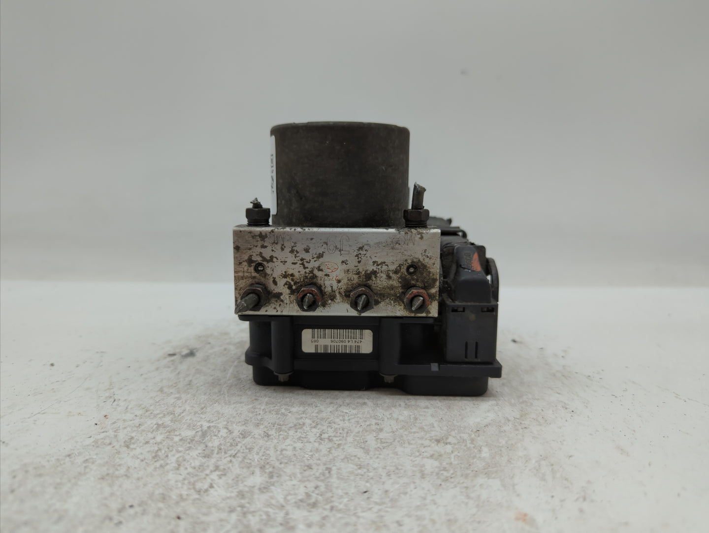 2007 Subaru Legacy ABS Pump Control Module Replacement P/N:27534AG08A Fits OEM Used Auto Parts - Oemusedautoparts1.com