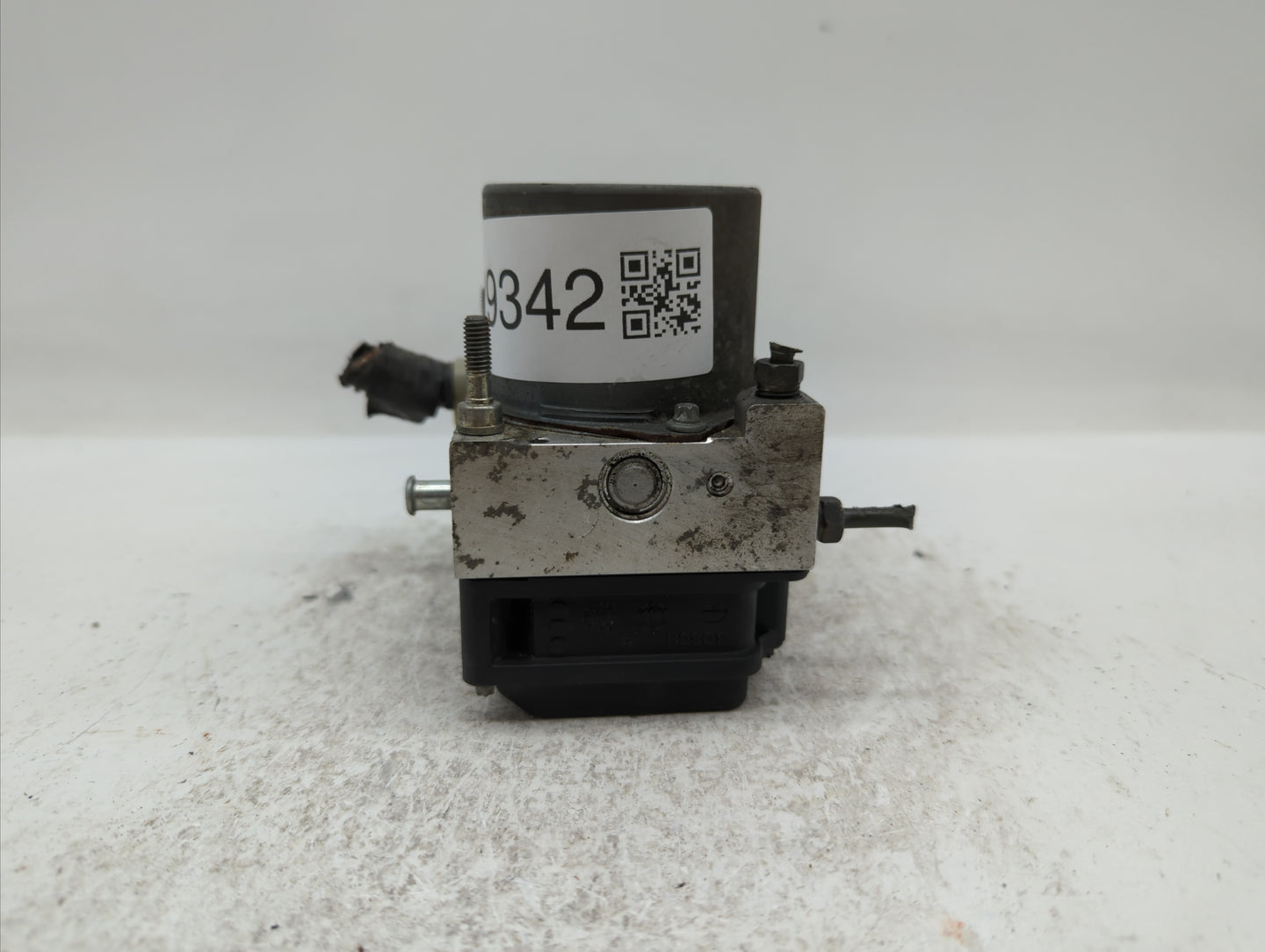 2007 Subaru Legacy ABS Pump Control Module Replacement P/N:27534AG08A Fits OEM Used Auto Parts - Oemusedautoparts1.com