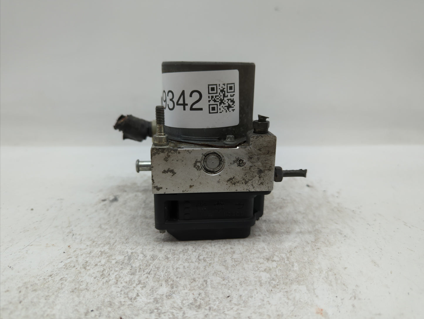 2007 Subaru Legacy ABS Pump Control Module Replacement P/N:27534AG08A Fits OEM Used Auto Parts - Oemusedautoparts1.com