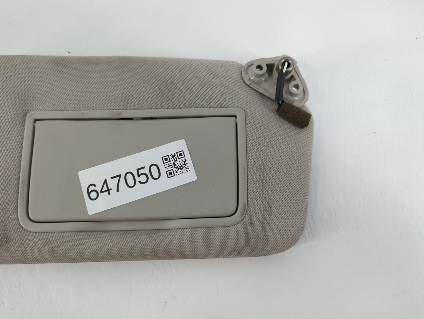 2010-2014 Subaru Legacy Sun Visor Shade Replacement Passenger Right Mirror Fits Fits 2010 2011 2012 2013 2014 OEM Used Auto 
