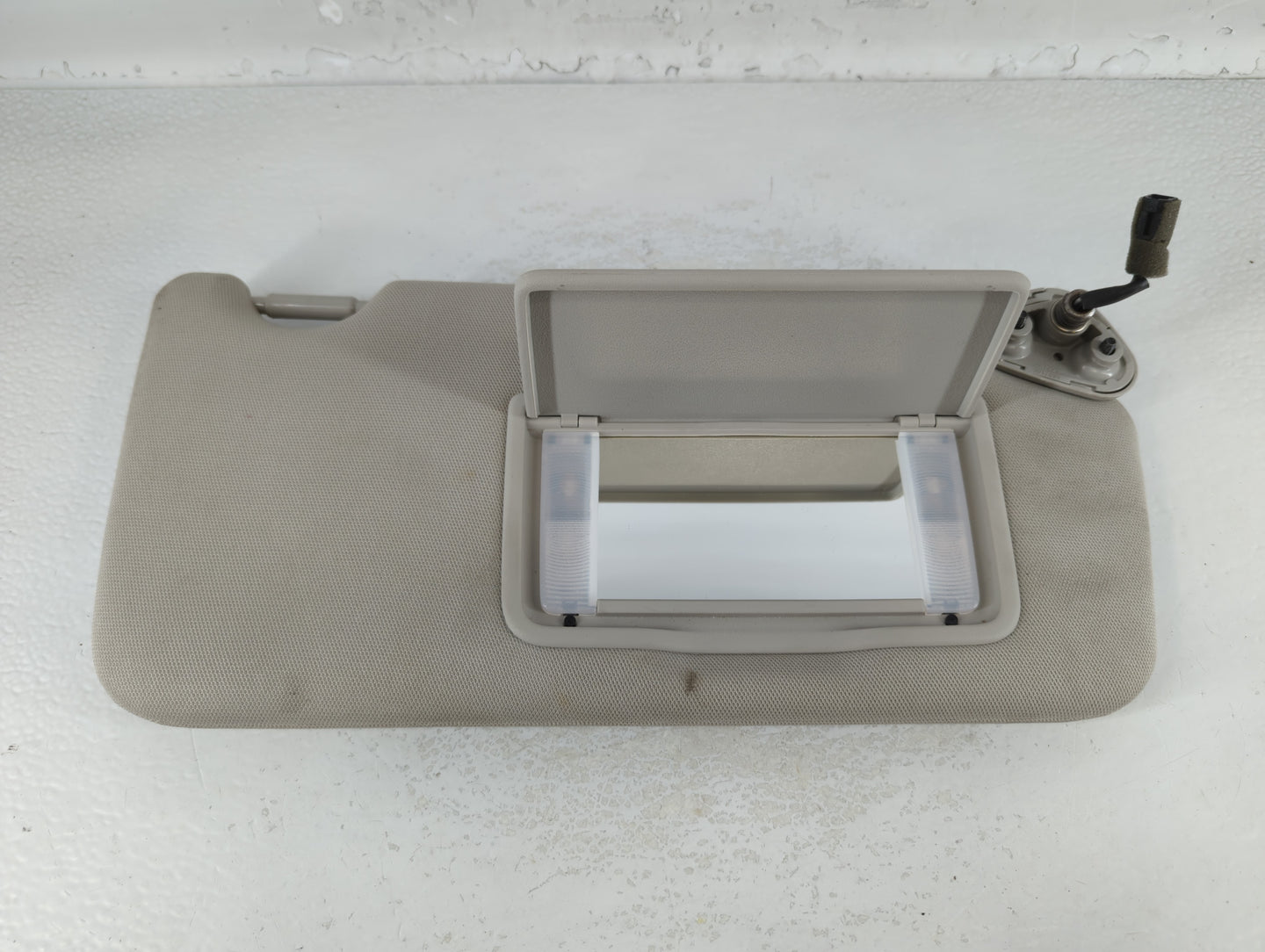 2010-2014 Subaru Legacy Sun Visor Shade Replacement Passenger Right Mirror Fits Fits 2010 2011 2012 2013 2014 OEM Used Auto 