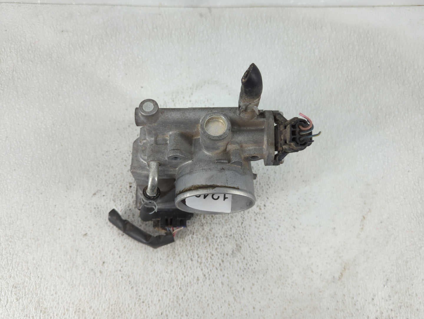 2007 Subaru Outback Throttle Body P/N:16112A1180 Fits Fits 2006 2008 2009 2010 OEM Used Auto Parts - Oemusedautoparts1.com