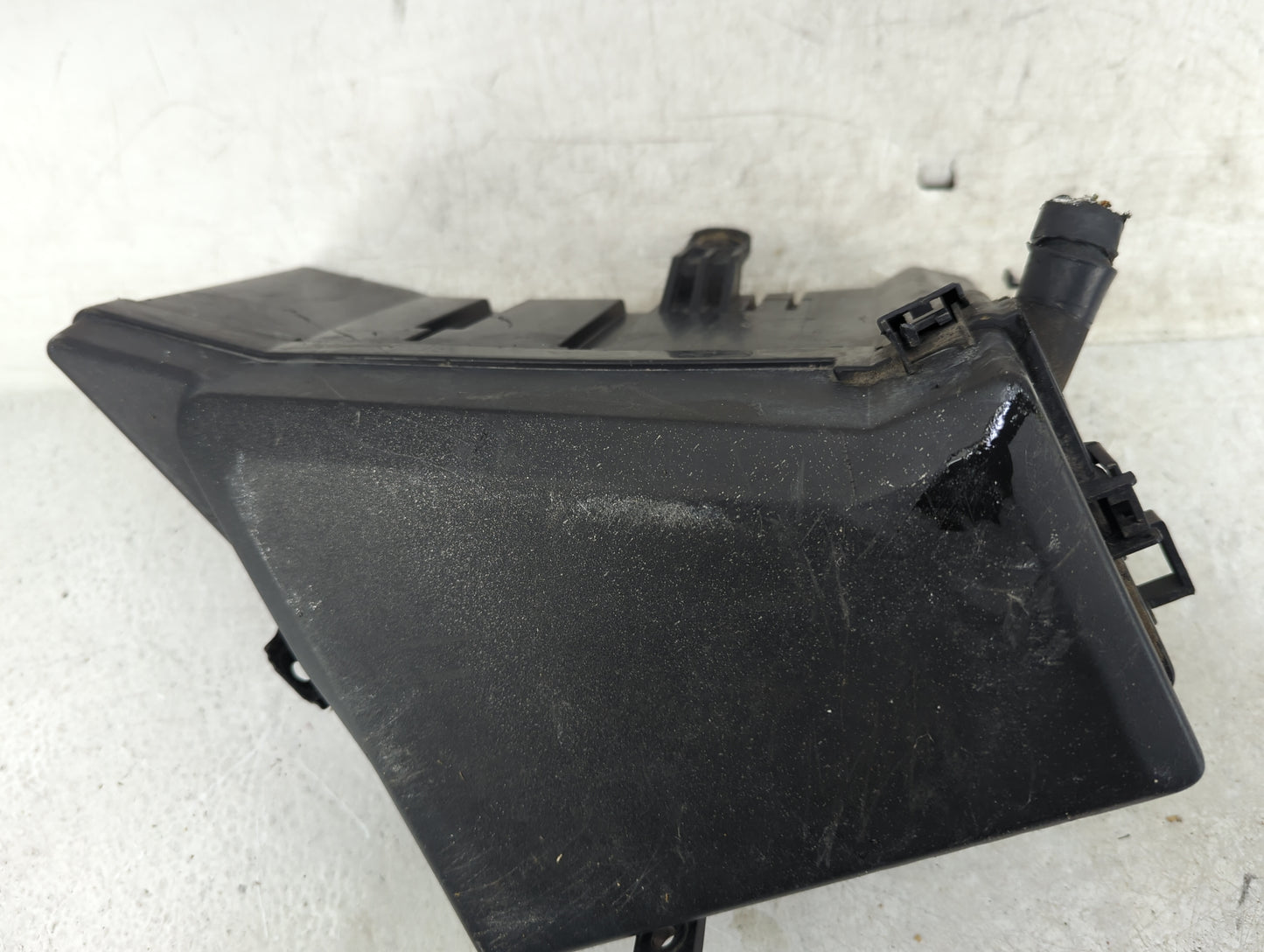 2007 Subaru Outback Fusebox Fuse Box Panel Relay Module Fits Fits 2006 2008 2009 OEM Used Auto Parts - Oemusedautoparts1.com