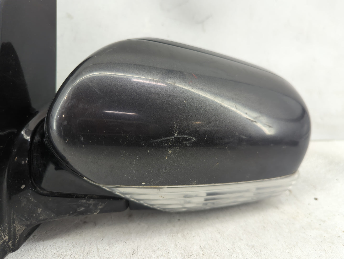 2007 Subaru Tribeca Driver Side View Mirror - Left Door Mirror OEM Used - Oemusedautoparts1.com