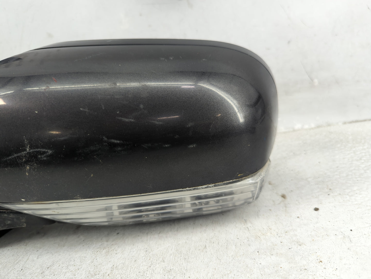 2007 Subaru Tribeca Driver Side View Mirror - Left Door Mirror OEM Used - Oemusedautoparts1.com