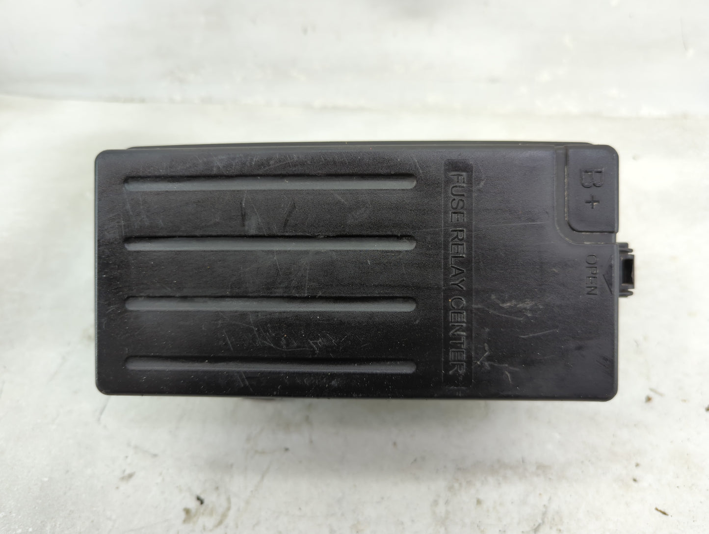 2004-2008 Suzuki Forenza Fusebox Fuse Box Panel Relay Module Fits Fits 2004 2005 2006 2007 2008 OEM Used Auto Parts - Oemuse