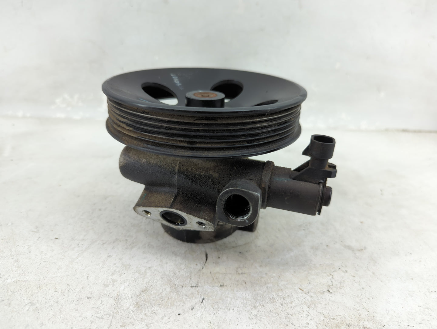 2004-2008 Suzuki Forenza Power Steering Column Pump Oem - Oemusedautoparts1.com