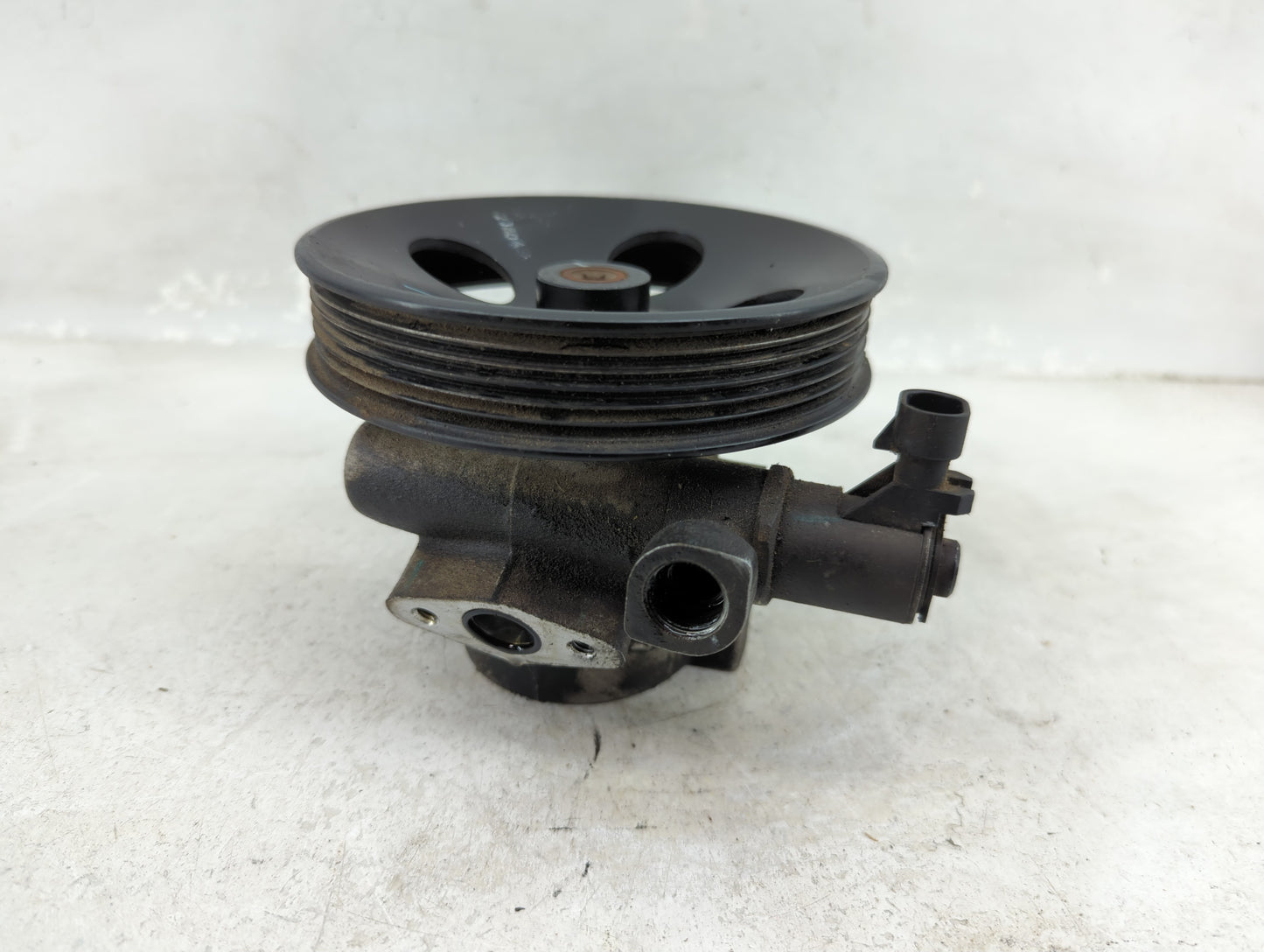 2004-2008 Suzuki Forenza Power Steering Column Pump Oem - Oemusedautoparts1.com