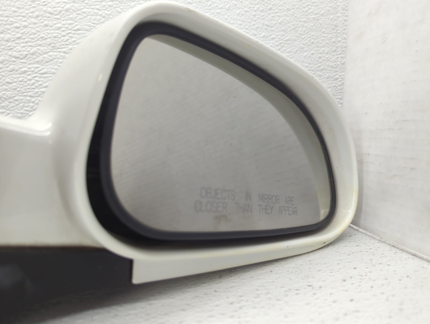 2004-2008 Suzuki Forenza Passenger Side View Mirror - Right Door Mirror OEM Used - Oemusedautoparts1.com
