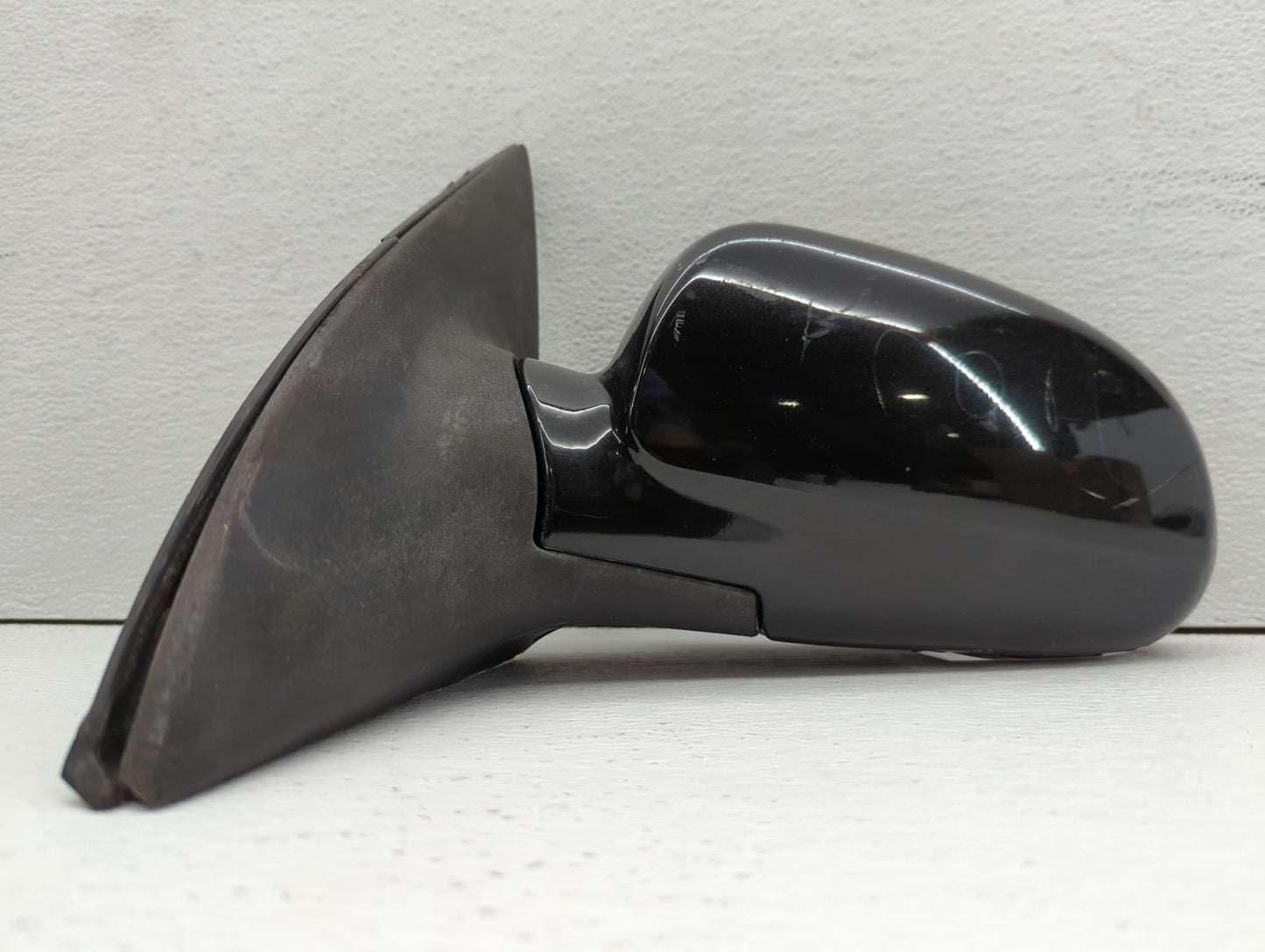 2004-2008 Suzuki Forenza Driver Side View Mirror - Left Door Mirror OEM Used - Oemusedautoparts1.com