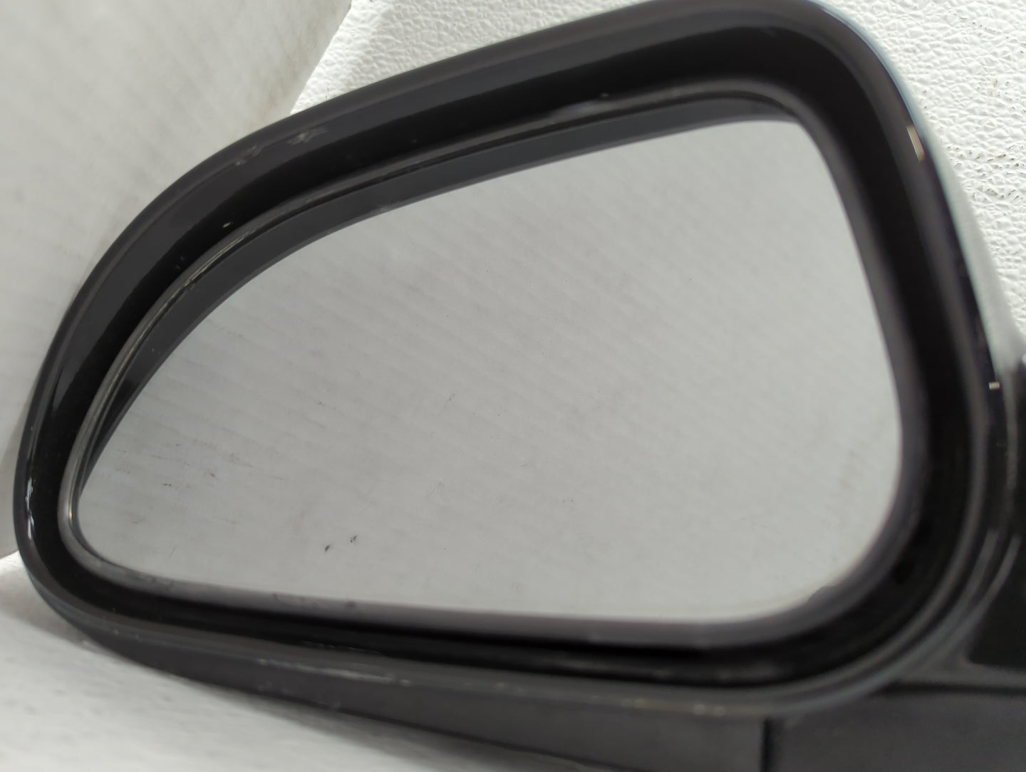 2004-2008 Suzuki Forenza Driver Side View Mirror - Left Door Mirror OEM Used - Oemusedautoparts1.com