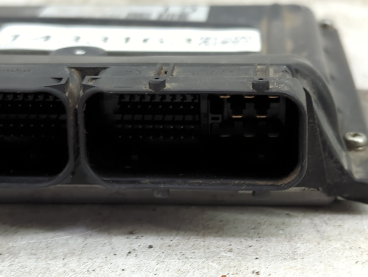 2006-2007 Suzuki Grand Vitara PCM Engine Control Computer ECU ECM PCU OEM P/N:33920-66J80 Fits Fits 2006 2007 OEM Used Auto 