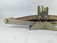 2007 Suzuki Grand Vitara Spare Scissor Car Jack - Oemusedautoparts1.com