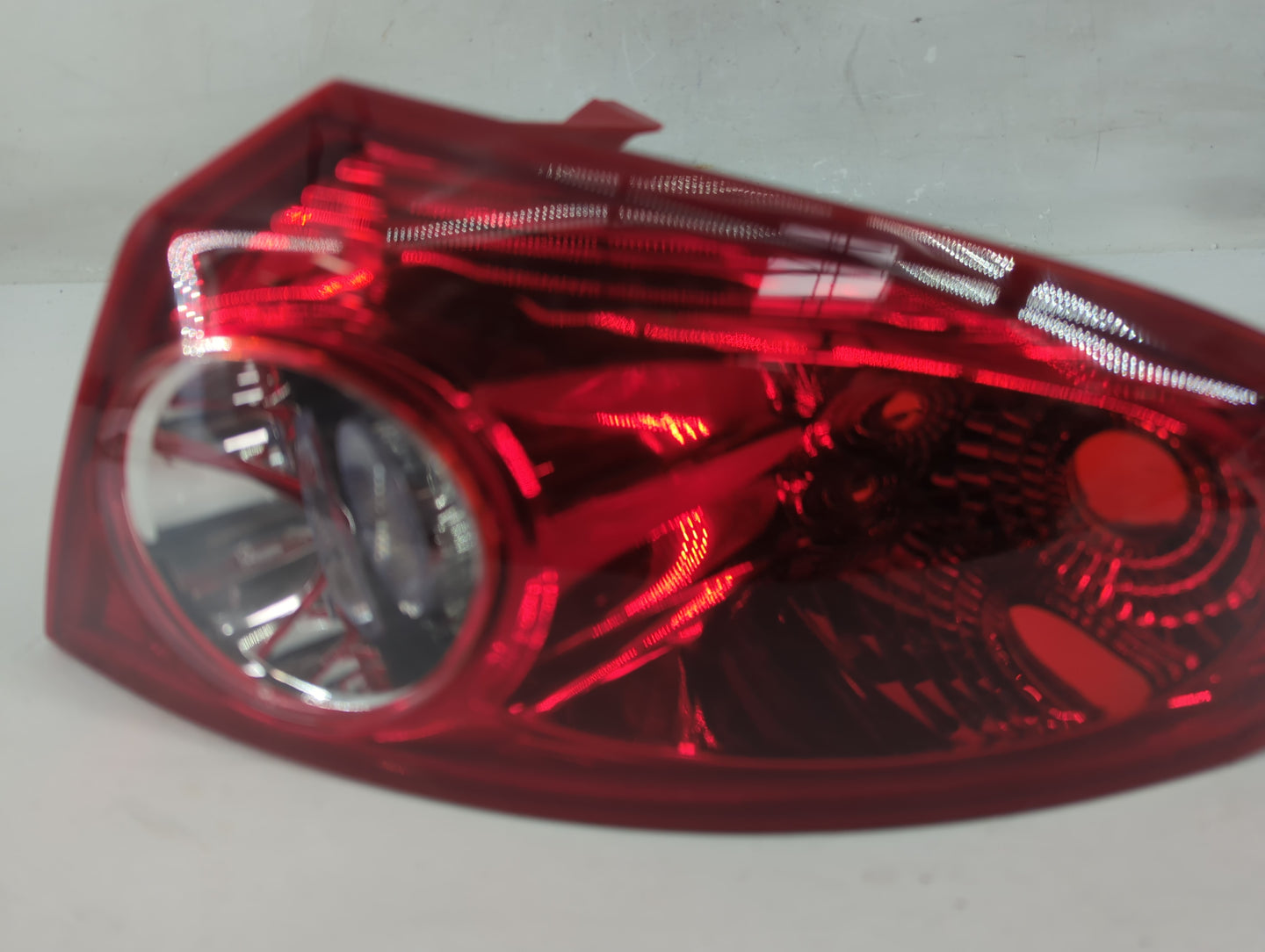 2007 Suzuki Reno Tail Light Assembly Passenger Right OEM Fits OEM Used Auto Parts - Oemusedautoparts1.com