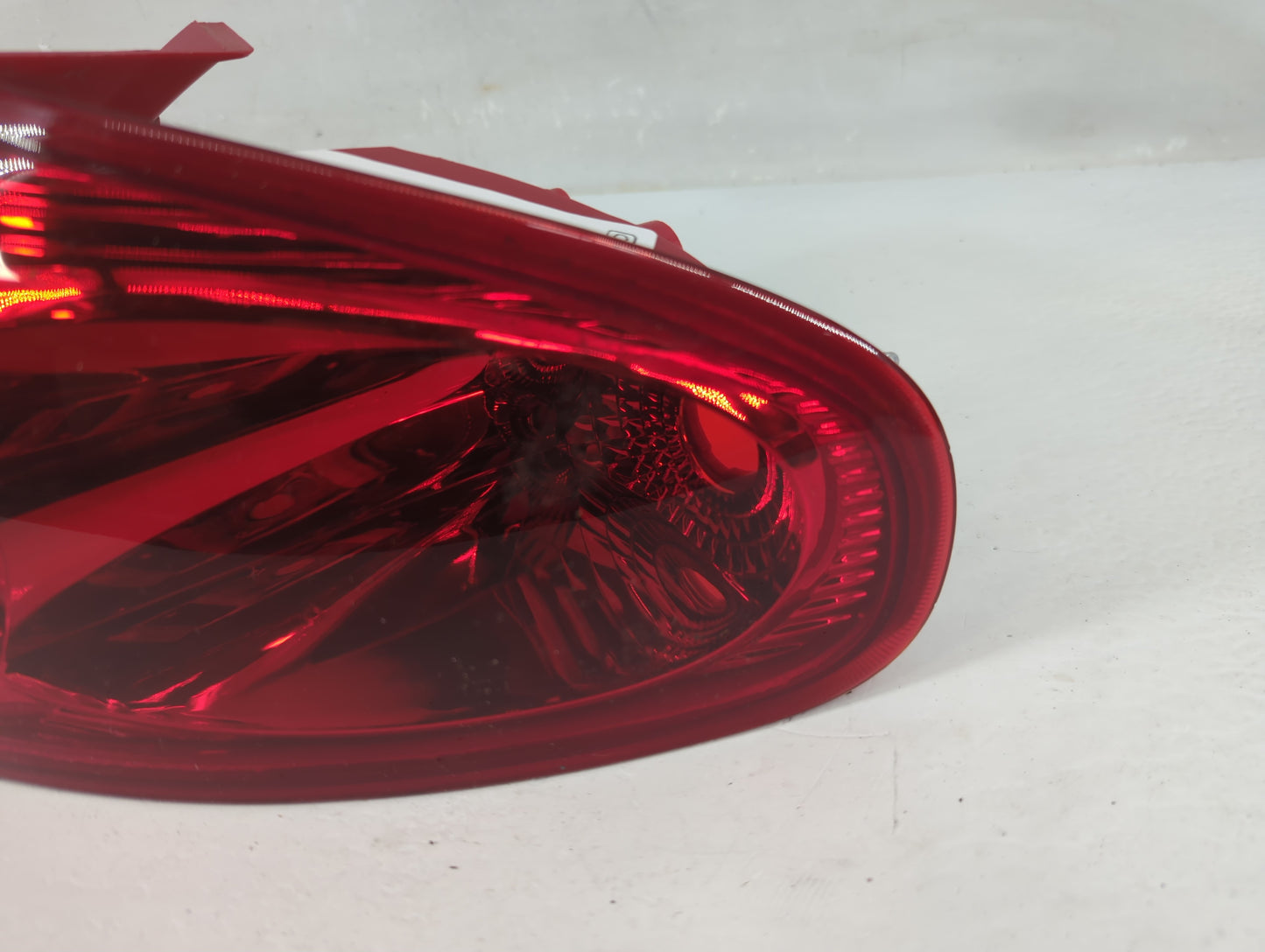 2007 Suzuki Reno Tail Light Assembly Passenger Right OEM Fits OEM Used Auto Parts - Oemusedautoparts1.com