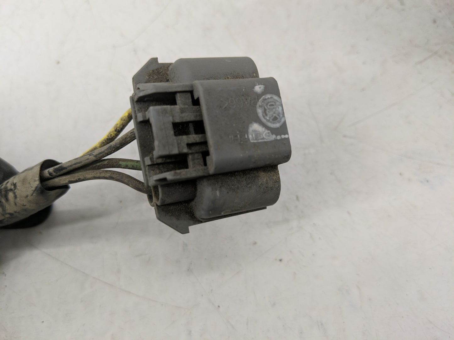 2007 Suzuki Sidekick Tail Light Assembly Driver Left OEM P/N:320129 Fits OEM Used Auto Parts - Oemusedautoparts1.com