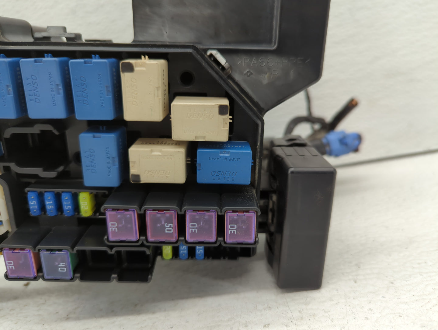 2007-2009 Suzuki Sx4 Fusebox Fuse Box Panel Relay Module Fits Fits 2007 2008 2009 OEM Used Auto Parts - Oemusedautoparts1.co