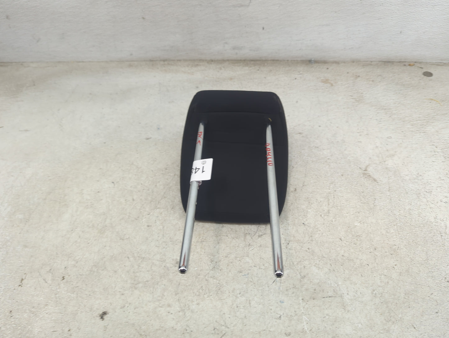 2007 Suzuki Vitara Headrest Head Rest Front Driver Passenger Seat Fits OEM Used Auto Parts - Oemusedautoparts1.com