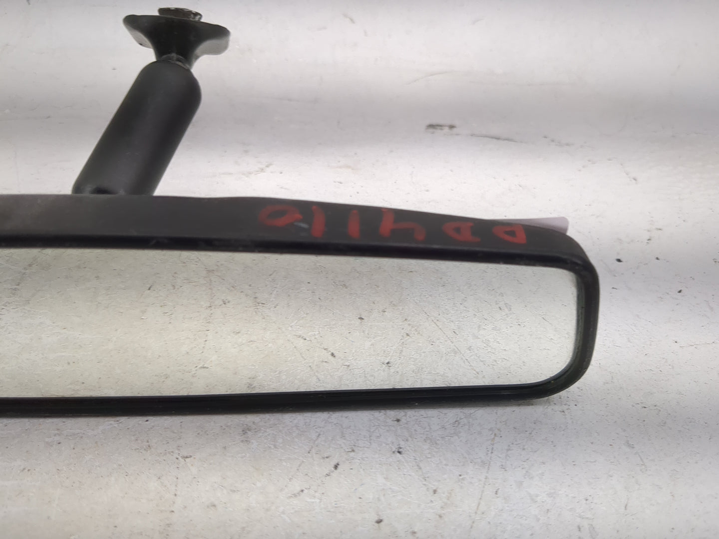 2007 Suzuki Vitara Interior Rear View Mirror Replacement OEM P/N:E8 011083 Fits OEM Used Auto Parts - Oemusedautoparts1.com