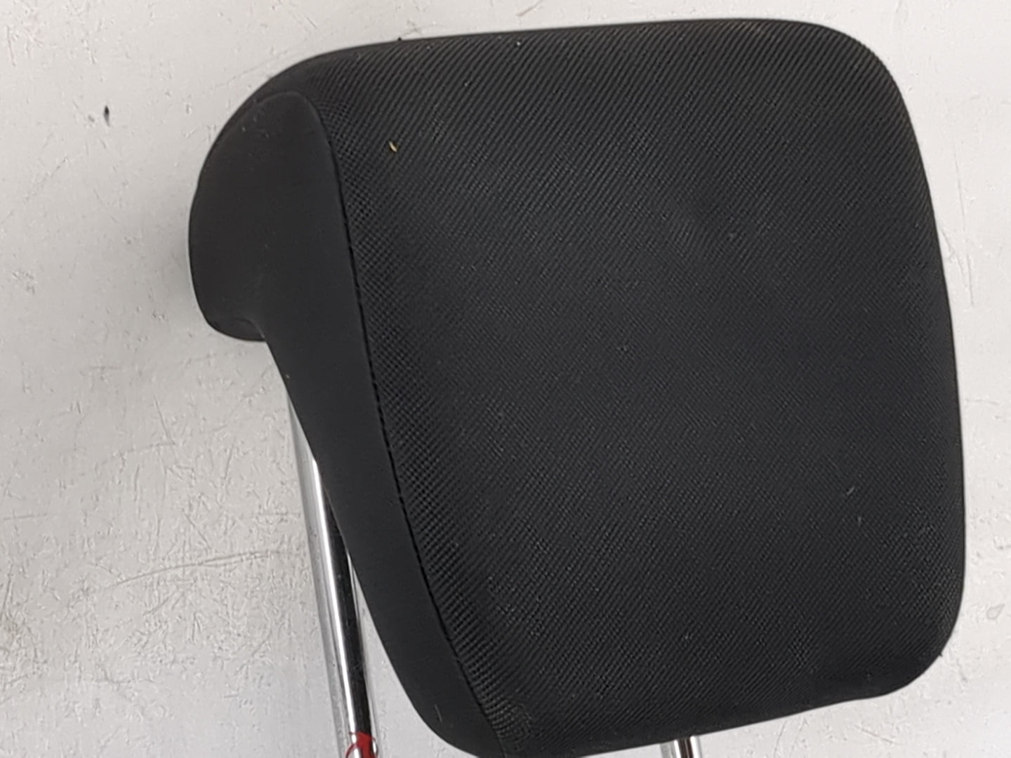 2007 Suzuki Vitara Headrest Head Rest Front Driver Passenger Seat Fits OEM Used Auto Parts - Oemusedautoparts1.com