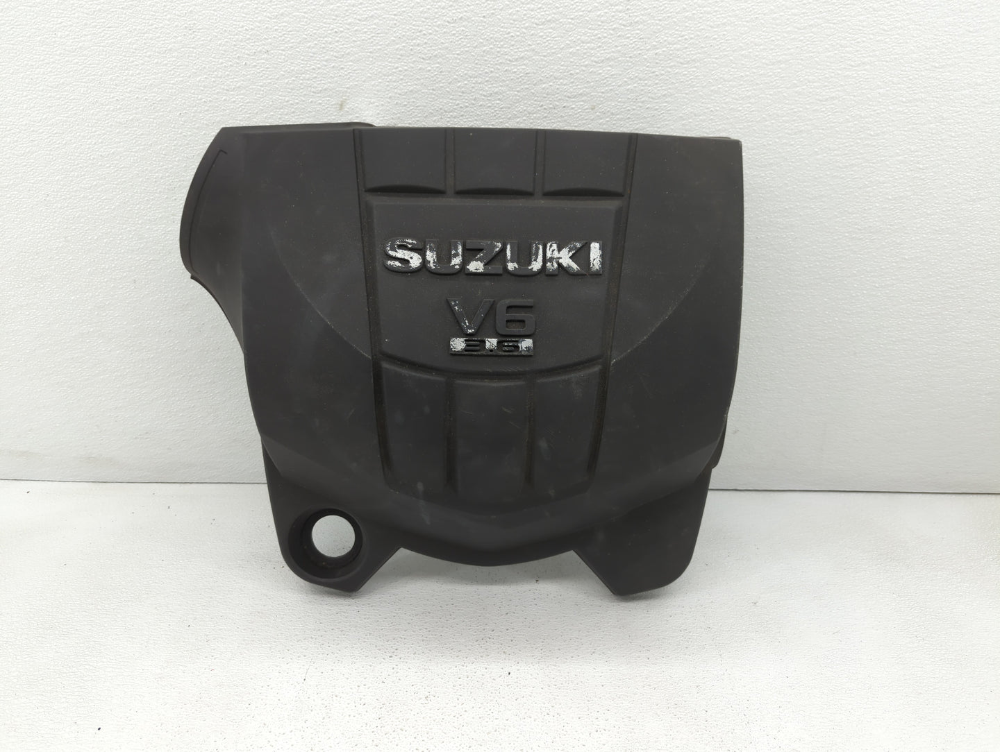 2007 Suzuki Vitara Engine Cover - Oemusedautoparts1.com