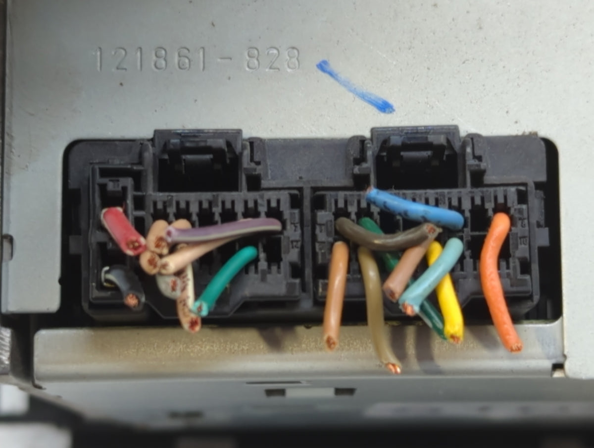 Suzuki Vitara Am Fm Cd Player Radio Receiver 510297 - Oemusedautoparts1.com