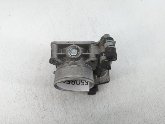 2007 Suzuki Vitara Throttle Body P/N:591HB 526-02, RME60-21, 0517 AA 591HB Fits Fits 2008 2009 OEM Used Auto Parts