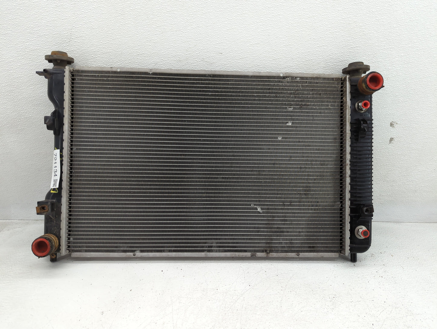 2007 Suzuki Vitara Engine Cooling Radiator Condensor P/N:12842302 988829T Fits Fits 2008 2009 OEM Used Auto Parts - Oemuseda