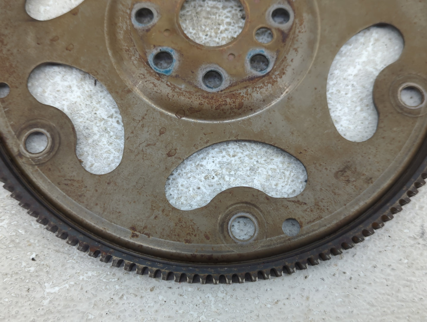 2007 Suzuki Xl-7 Transmission Flywheel Flexplate Fits OEM Used Auto Parts - Oemusedautoparts1.com