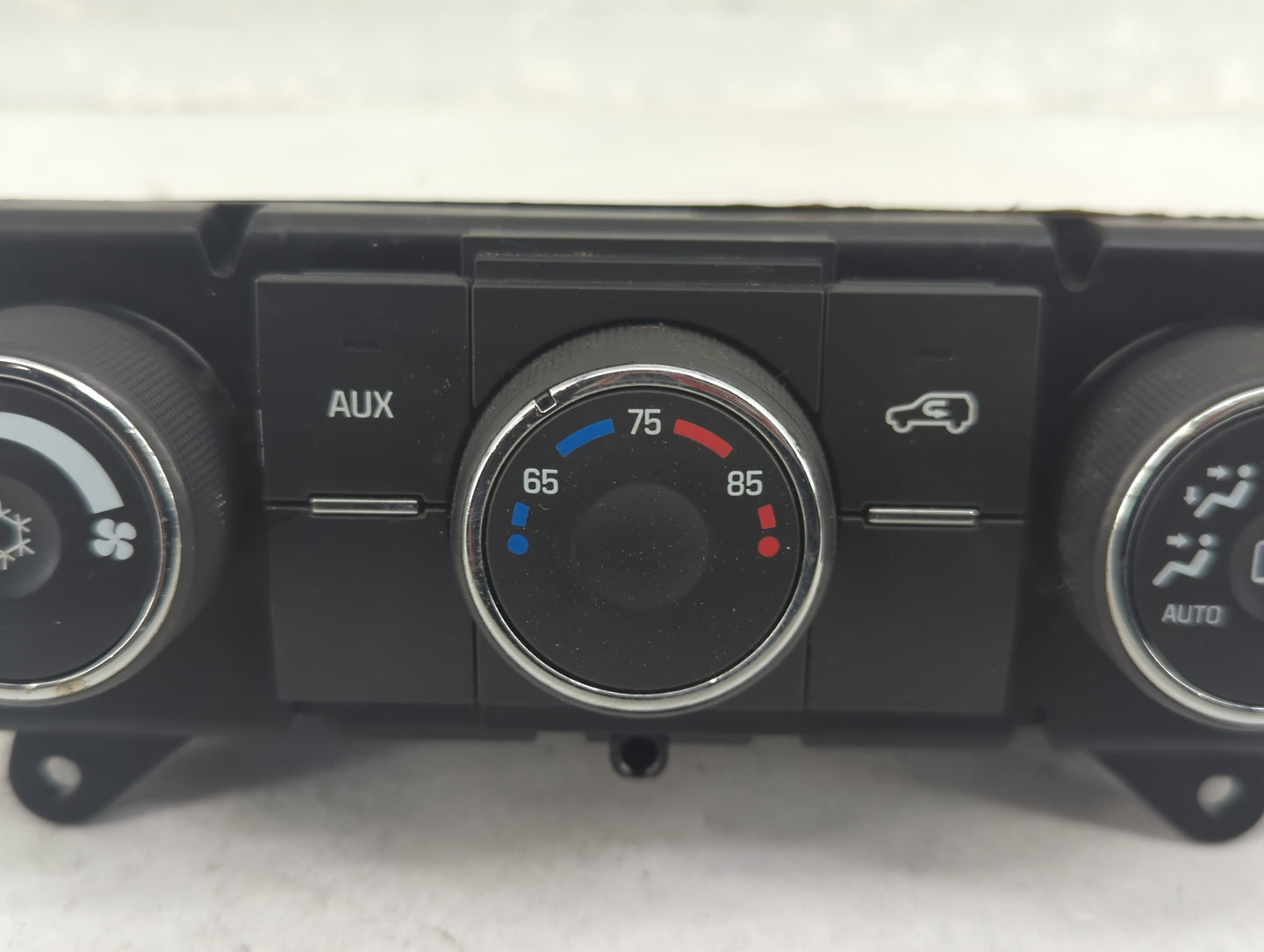 2007-2009 Suzuki Xl-7 Climate Control Module Temperature AC/Heater Replacement P/N:072431756 Fits Fits 2007 2008 2009 OEM Us